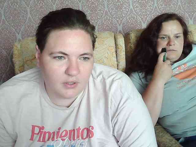 HollyXEva webcam