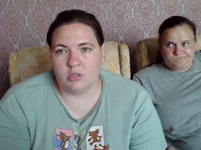 HollyXEva webcam