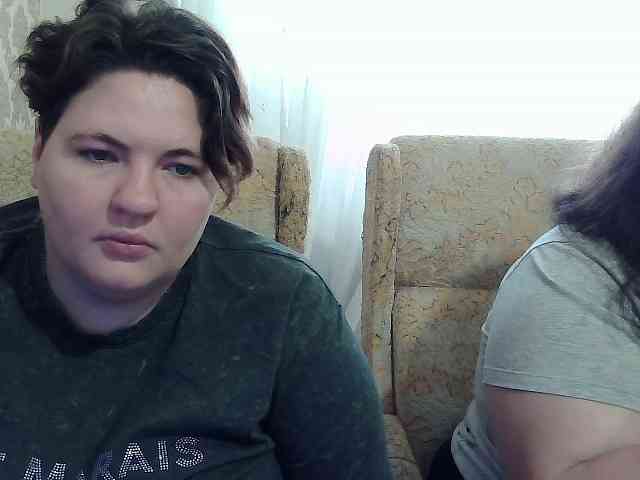 HollyXEva