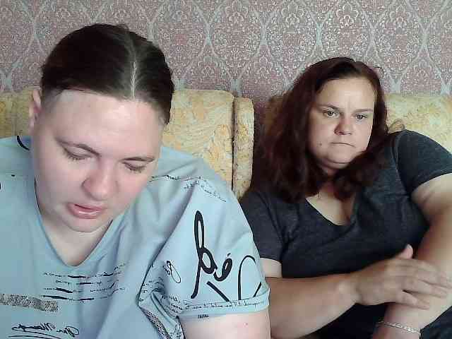 HollyXEva webcam