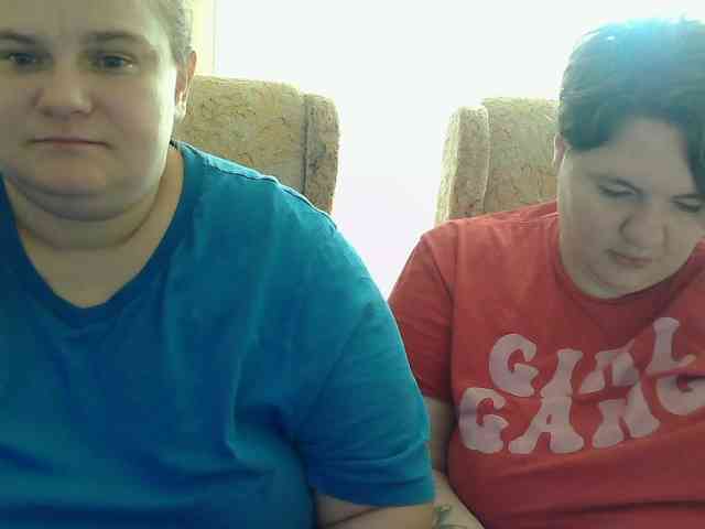HollyXEva webcam