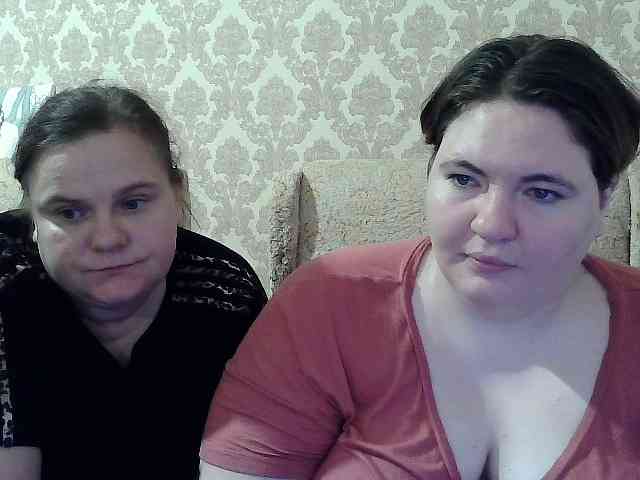 HollyXEva webcam