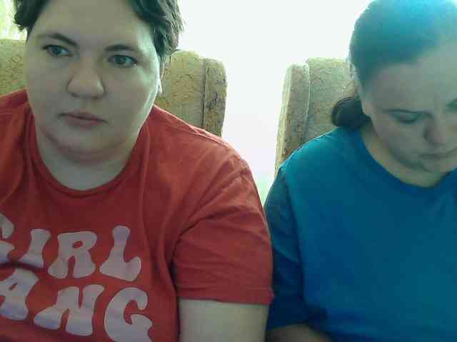 HollyXEva webcam