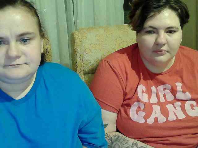 HollyXEva webcam