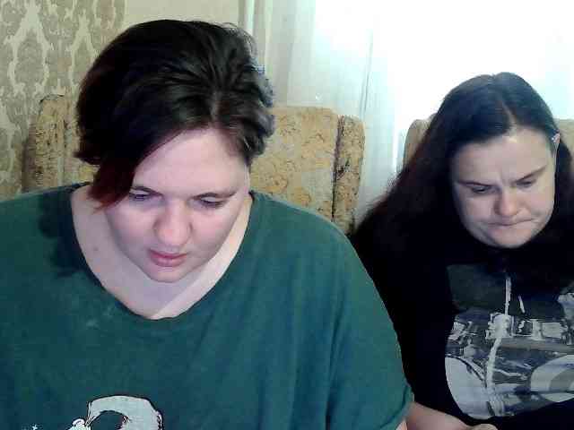 HollyXEva webcam