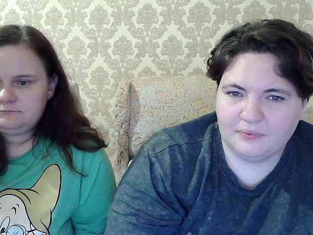Модель: HollyXEva