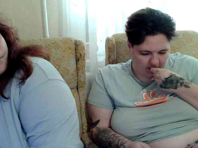 HollyXEva webcam