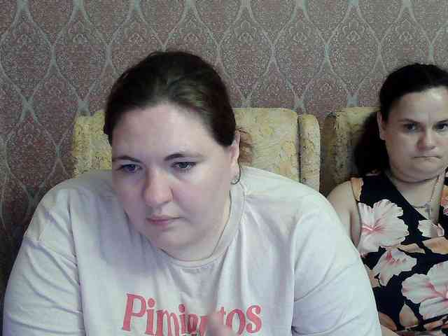 HollyXEva webcam