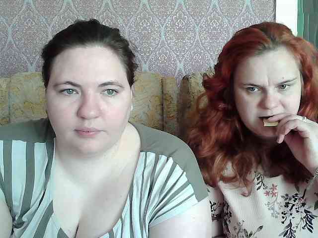 HollyXEva webcam