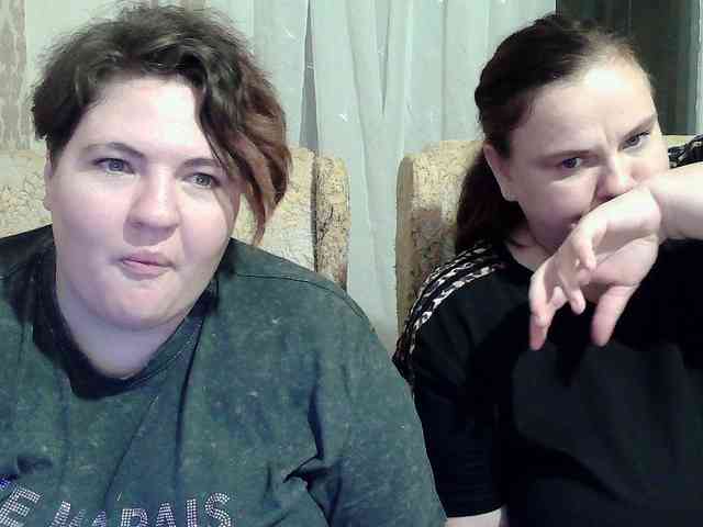 HollyXEva webcam