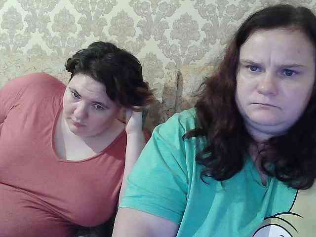 HollyXEva webcam