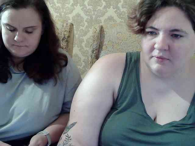 HollyXEva webcam
