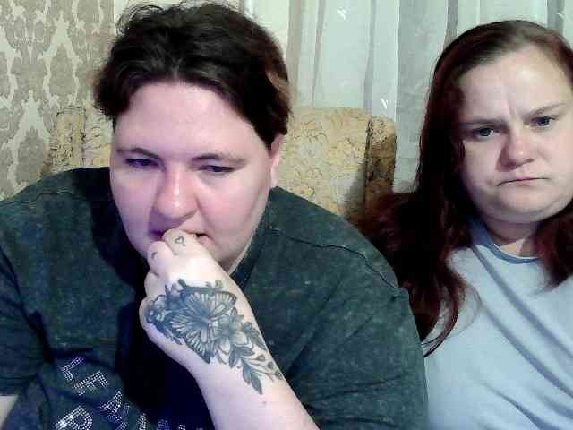 HollyXEva webcam