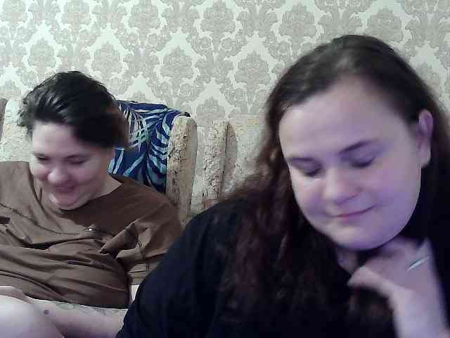 HollyXEva webcam