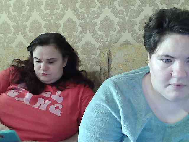 HollyXEva webcam