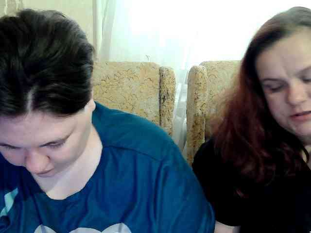 HollyXEva webcam