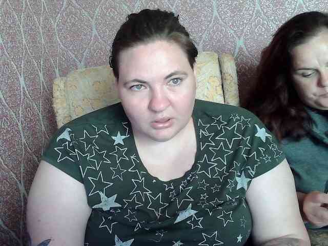 HollyXEva webcam