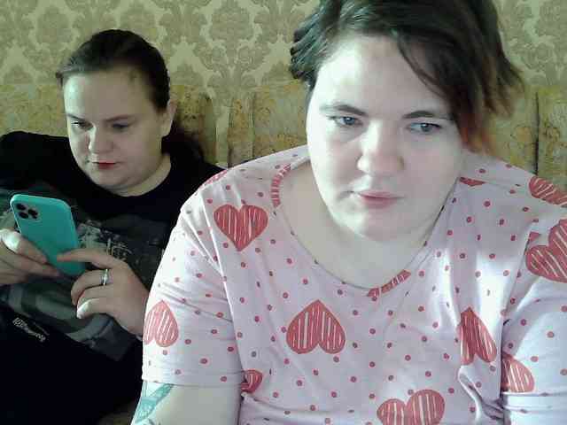 HollyXEva webcam