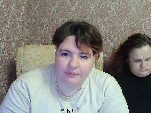 Модель: HollyXEva