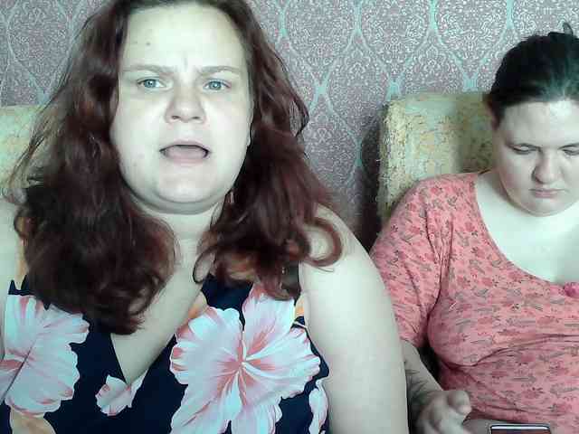 HollyXEva webcam
