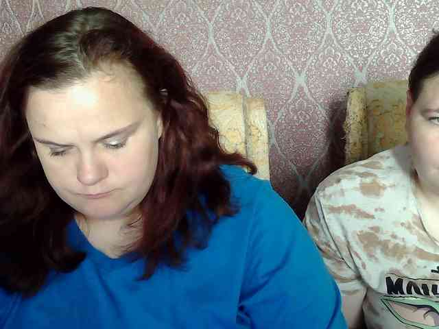 HollyXEva webcam