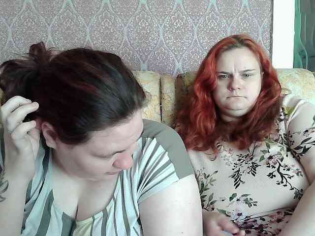 HollyXEva webcam