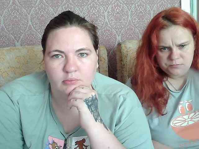 HollyXEva webcam