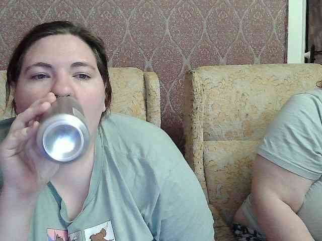 HollyXEva webcam