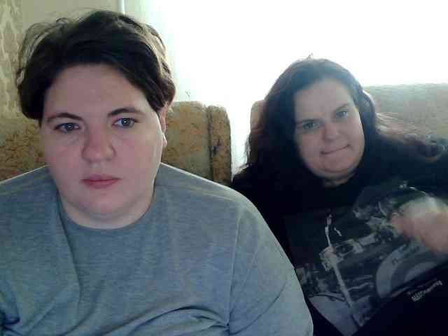 HollyXEva webcam