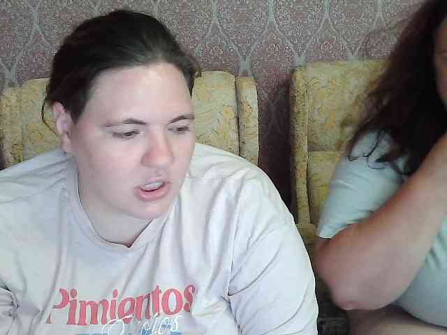 HollyXEva webcam