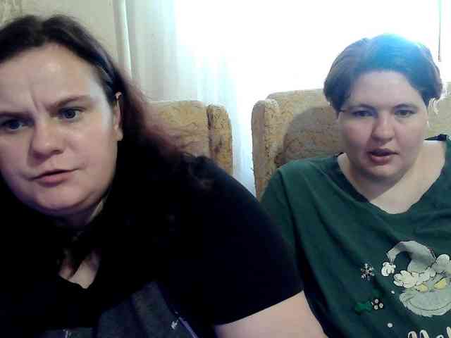 HollyXEva webcam