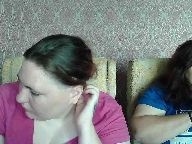 HollyXEva webcam