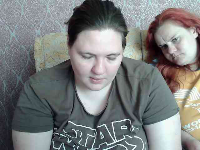 HollyXEva webcam