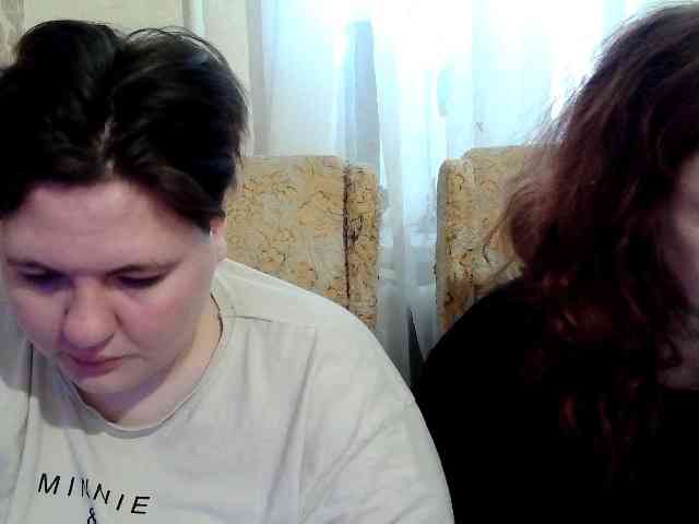 HollyXEva webcam