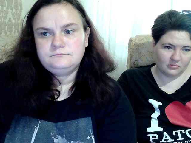 HollyXEva webcam