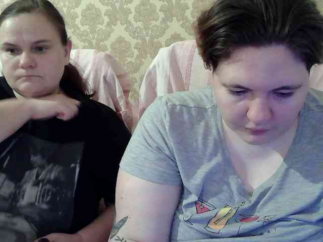HollyXEva webcam