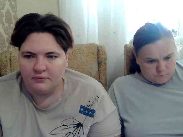 HollyXEva webcam