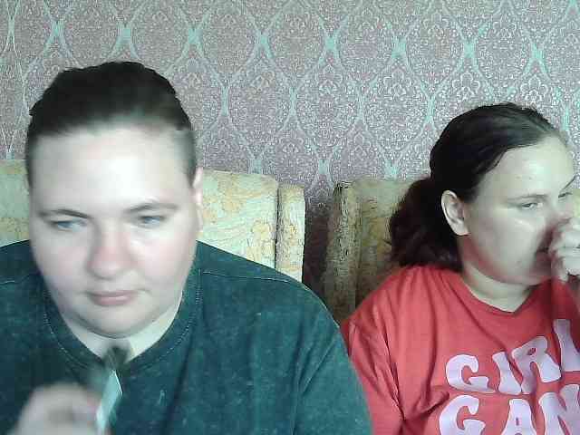HollyXEva webcam