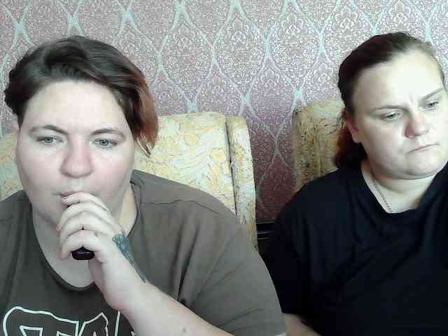 HollyXEva webcam