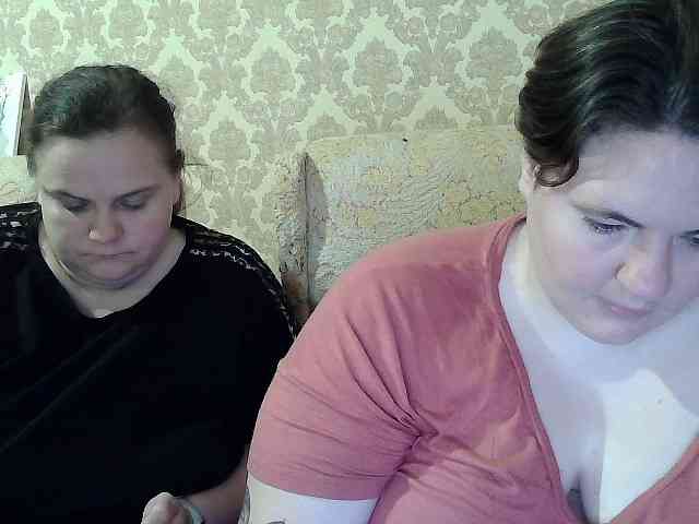 HollyXEva webcam