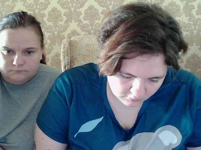 Модель: HollyXEva