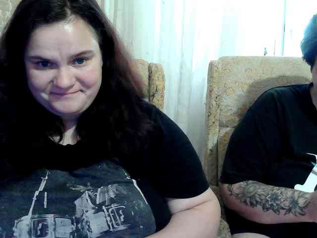 HollyXEva webcam