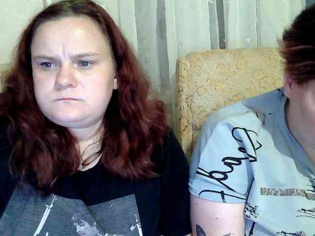 HollyXEva webcam