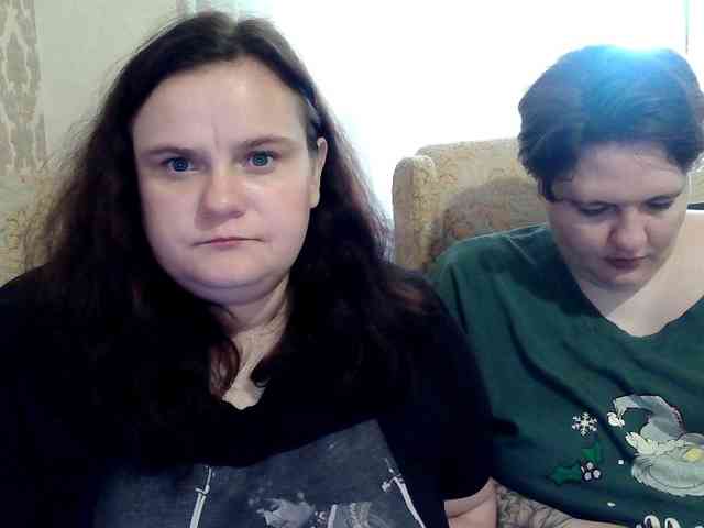 HollyXEva webcam