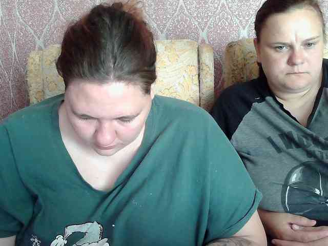HollyXEva webcam