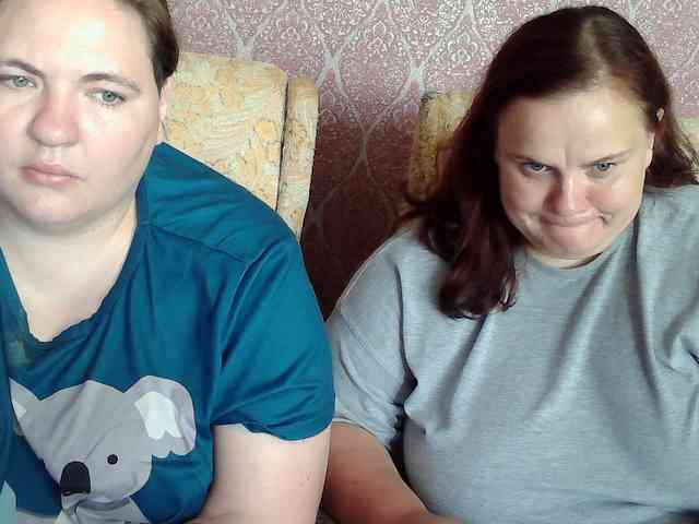 HollyXEva webcam