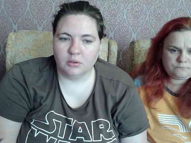 HollyXEva webcam