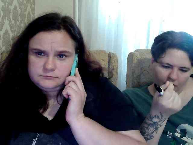 Модель: HollyXEva