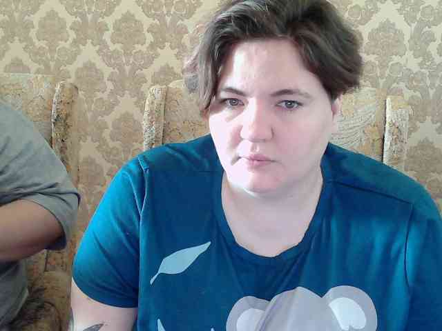 hollyxeva's live room