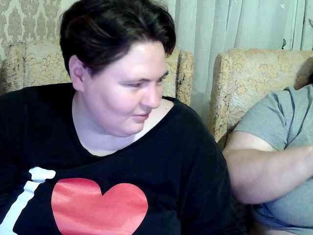 HollyXEva webcam